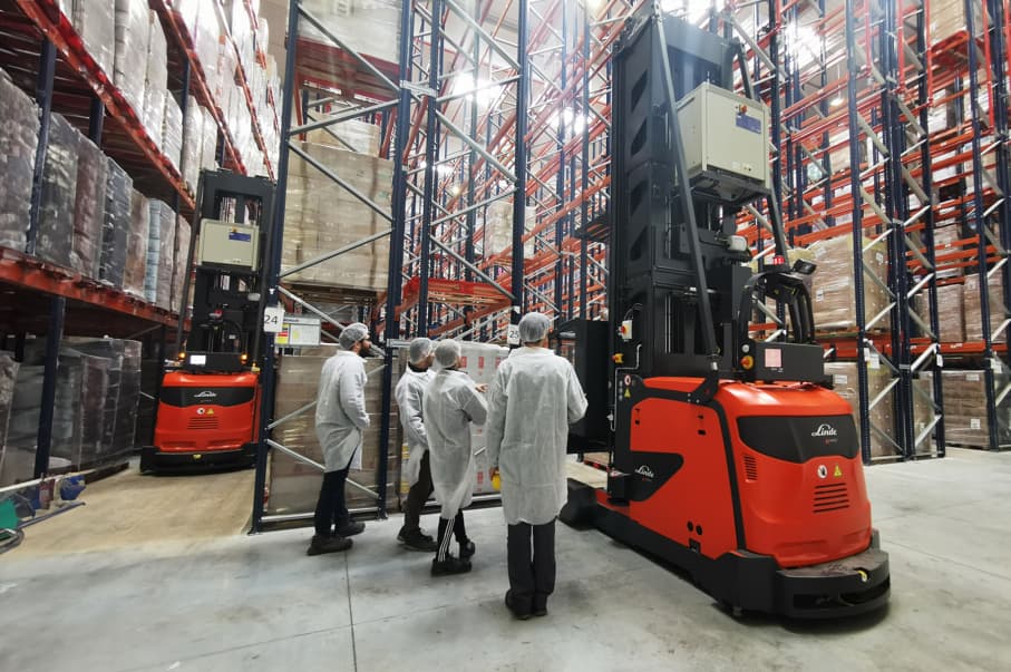 Zona piloto delimitada para automatizar con AGV sin detener el resto del almacén